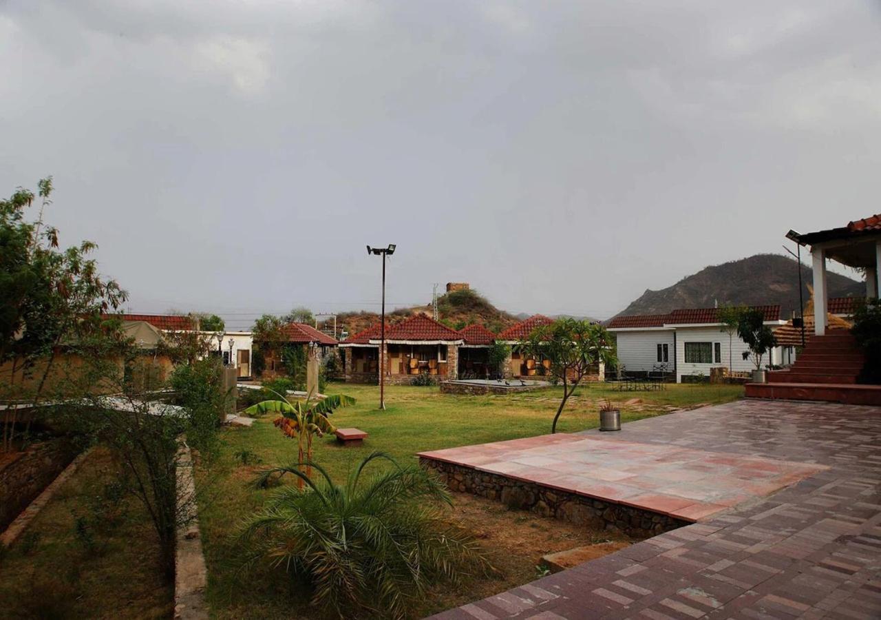 Virat Resorts, Sariska ,Rajasthan Bairāt Exteriör bild