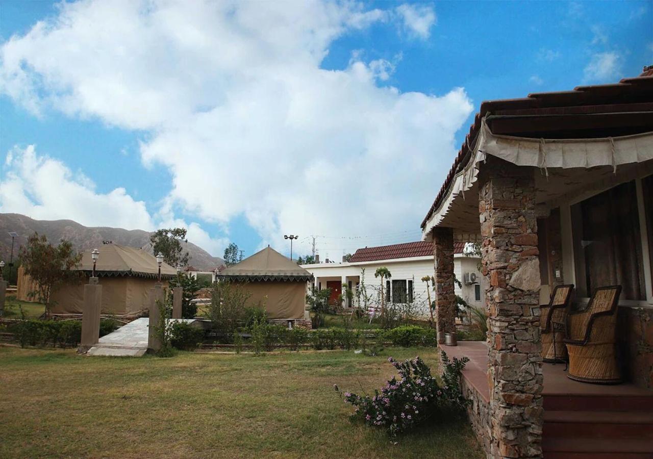 Virat Resorts, Sariska ,Rajasthan Bairāt Exteriör bild