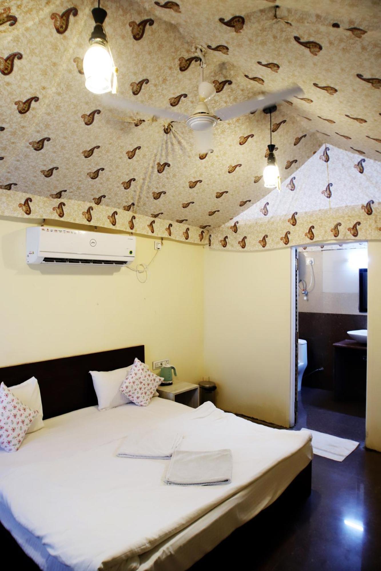 Virat Resorts, Sariska ,Rajasthan Bairāt Exteriör bild